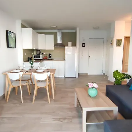 Laguna Star - La Torre Apartment *